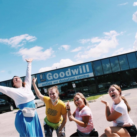 Happy Poshing! - Picture 7 of 8